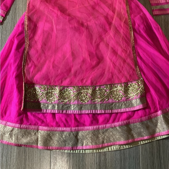 Little Neruus Pink & Gold Punjabi Dress Set Girl’s‎ Size 26 (7/8) - Picture 13 of 13